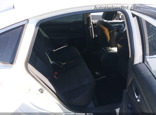 1N4AL3AP6GC156115 2016 NISSAN ALTIMA White VIN sticker view