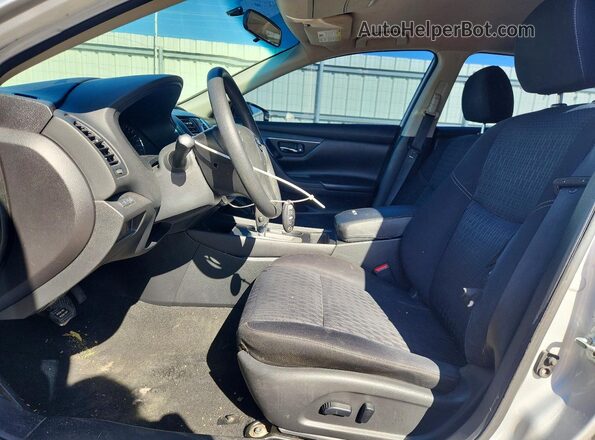 1N4AL3AP6GC177384 2016 NISSAN ALTIMA Серебряный Вид салона спереди