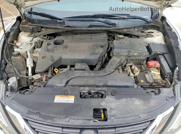 1N4AL3AP6GN361860 2016 NISSAN ALTIMA White Вид задньої частини салону