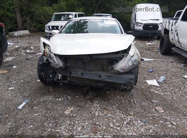 1N4AL3AP6GN368159 2016 NISSAN ALTIMA White Widok z przodu