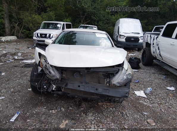 1N4AL3AP6GN368159 2016 NISSAN ALTIMA White Widok wnętrza z tyłu