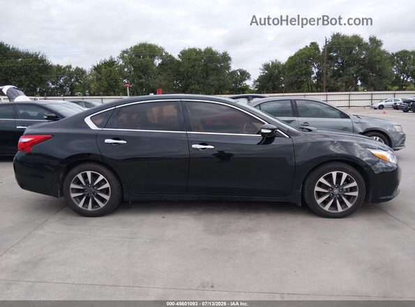 1N4AL3AP6HC113878 2017 NISSAN ALTIMA Черный Вид задней части салона