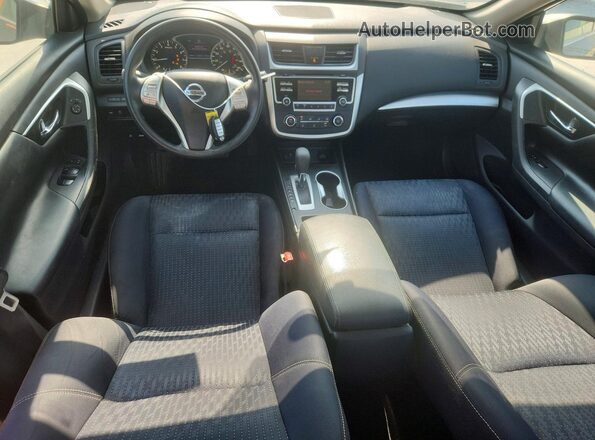 1N4AL3AP6HC147142 2017 NISSAN ALTIMA Серый Вид панели приборов