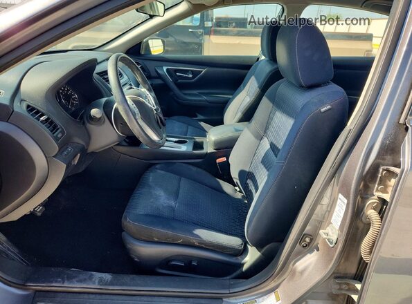 1N4AL3AP6HC147142 2017 NISSAN ALTIMA Серый Вид салона спереди