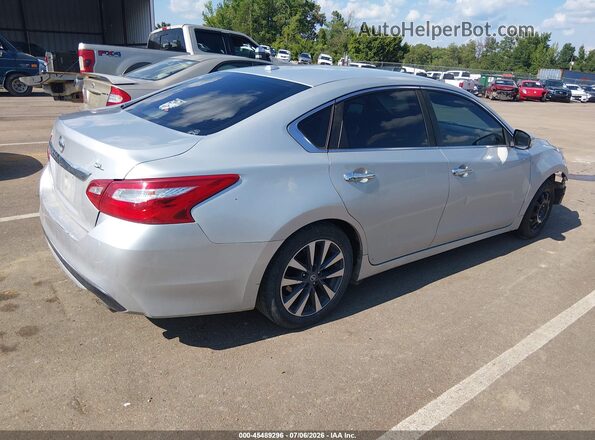 1N4AL3AP6HC186393 2017 NISSAN ALTIMA/S/SR/SV/SL Silver Rear right