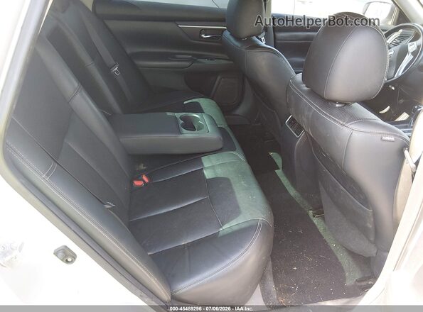 1N4AL3AP6HC186393 2017 NISSAN ALTIMA/S/SR/SV/SL Silver VIN sticker view