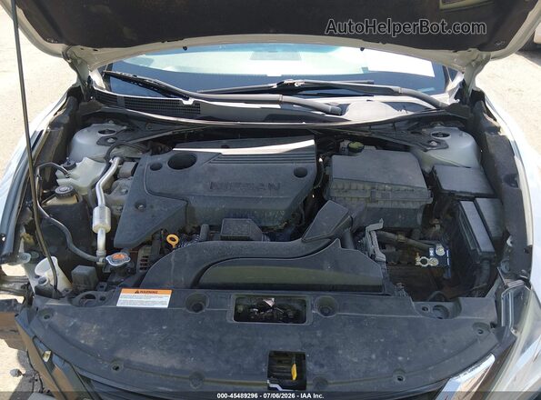 1N4AL3AP6HC186393 2017 NISSAN ALTIMA/S/SR/SV/SL Silver Rear view