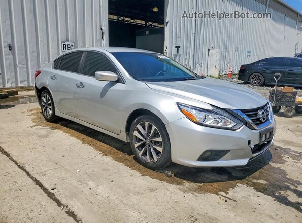1N4AL3AP6HC212068 2017 NISSAN ALTIMA Silver Front right