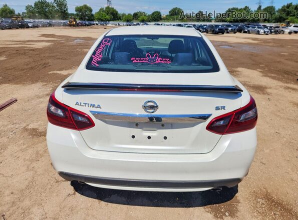 1N4AL3AP6HC237147 2017 NISSAN ALTIMA White Вид ззаду