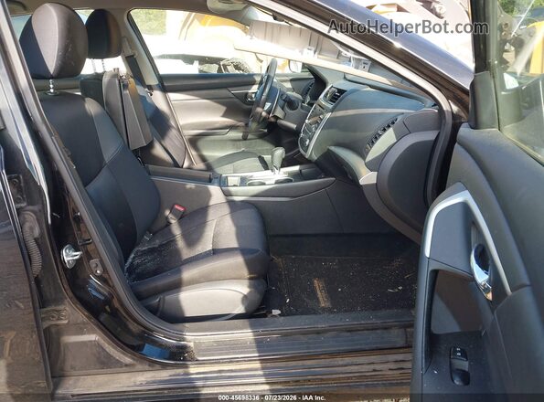 1N4AL3AP6HC256636 2017 NISSAN ALTIMA Black Вид салону спереду