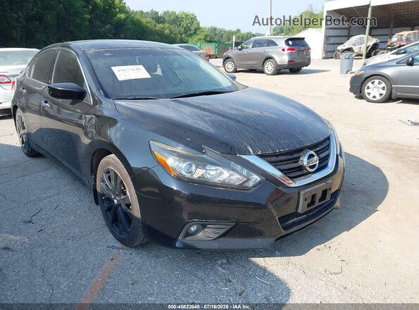 1N4AL3AP6HC476908 2017 NISSAN ALTIMA Black Widok z przodu