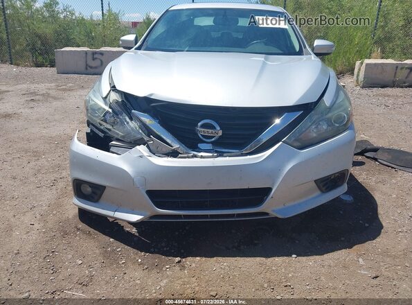 1N4AL3AP6JC134350 2018 NISSAN ALTIMA Silver Widok zestawu wskaźników