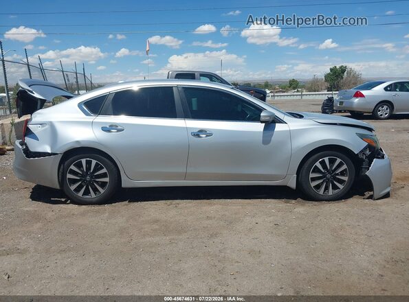 1N4AL3AP6JC134350 2018 NISSAN ALTIMA Silver Widok wnętrza z tyłu