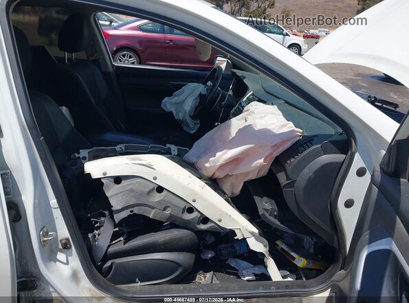 1N4AL3AP6JC151567 2018 NISSAN ALTIMA White Widok wnętrza z przodu