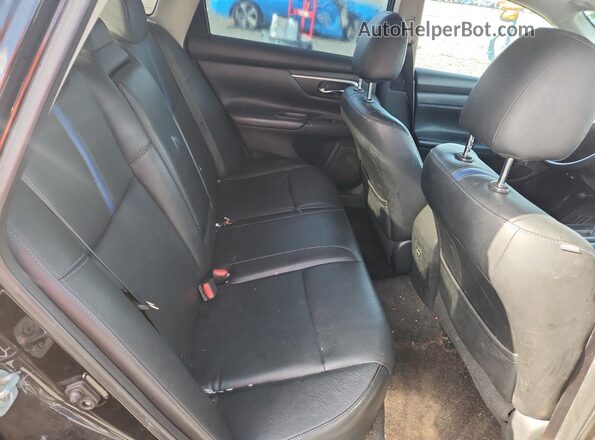 1N4AL3AP6JC154646 2018 NISSAN ALTIMA Black Rear seats view