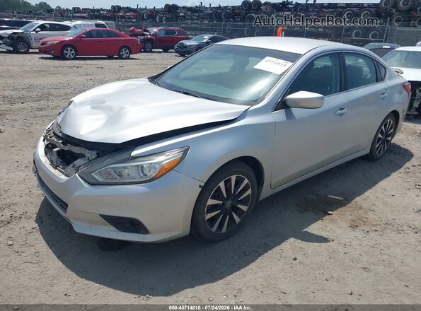 1N4AL3AP6JC207359 2018 NISSAN ALTIMA Серебряный Передняя левая четверть