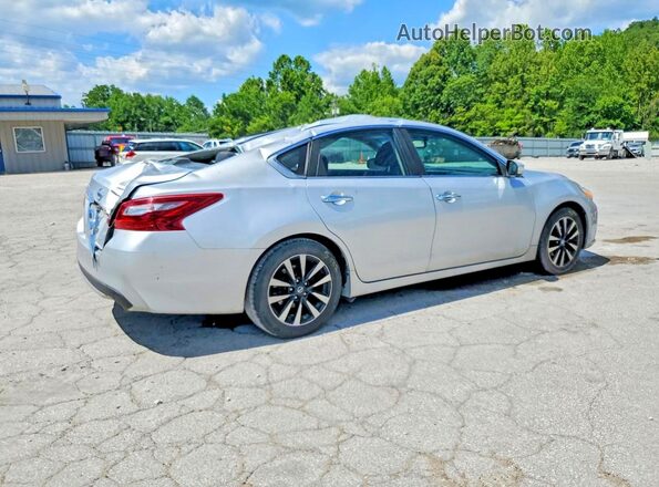 1N4AL3AP6JC223965 2018 NISSAN ALTIMA Silver Tył prawy