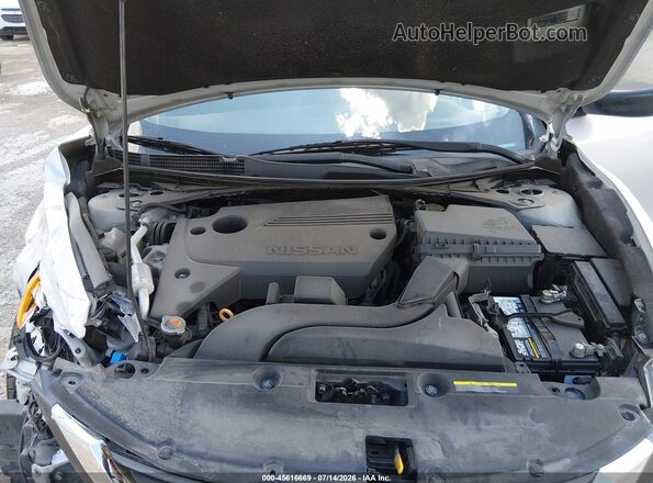 1N4AL3AP6JC241172 2018 NISSAN ALTIMA Silver Вид ззаду