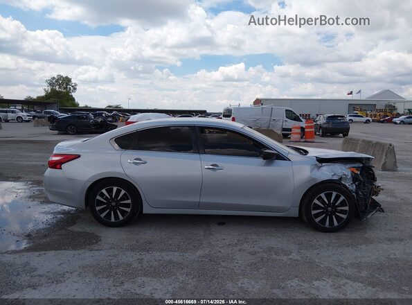 1N4AL3AP6JC241172 2018 NISSAN ALTIMA Silver Панорамний вид салону 360°