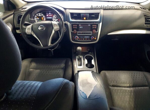 1N4AL3AP7GC145513 2016 NISSAN ALTIMA Silver Widok deski rozdzielczej