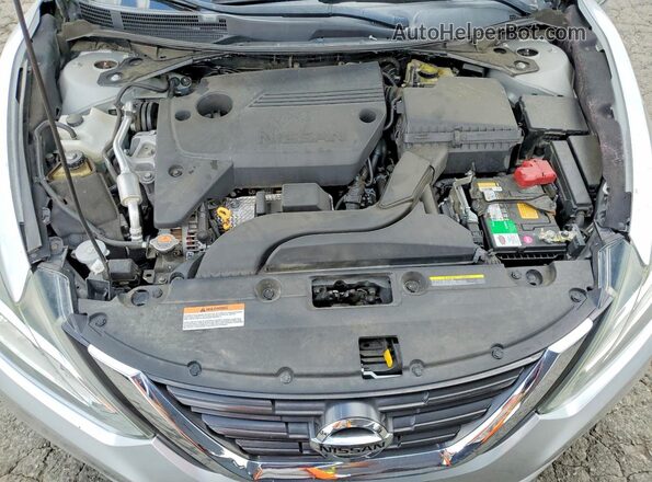 1N4AL3AP7GC176535 2016 NISSAN ALTIMA Silver Vista interior trasera