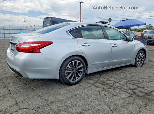 1N4AL3AP7GC176535 2016 NISSAN ALTIMA Silver Trasero derecho