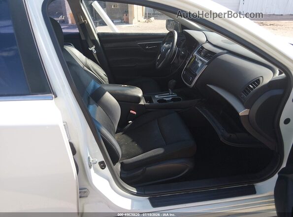 1N4AL3AP7GC194176 2016 NISSAN ALTIMA Белый Вид салона спереди