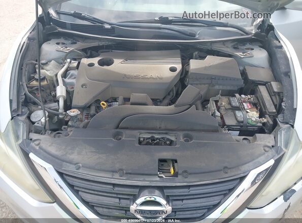 1N4AL3AP7GC233929 2016 NISSAN ALTIMA Silver Widok z tyłu