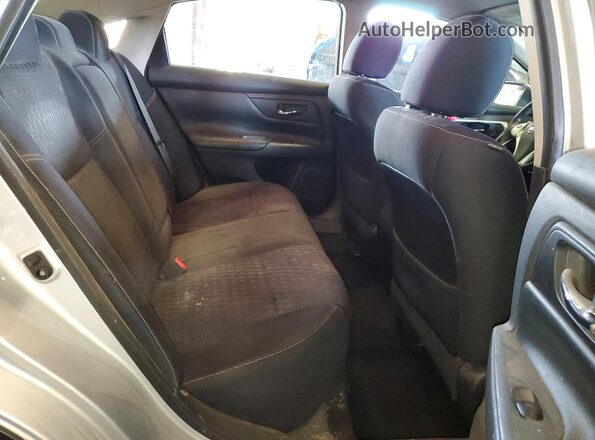 1N4AL3AP7GC247863 2016 NISSAN ALTIMA Two Tone უკანა სავარძლების ხედი