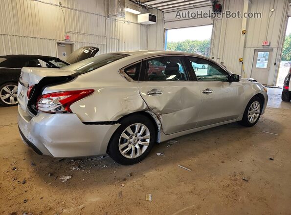 1N4AL3AP7GN371247 2016 NISSAN ALTIMA Серебряный Задняя правая четверть
