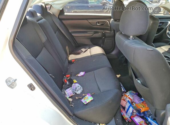 1N4AL3AP7HC112495 2017 NISSAN ALTIMA White Vista de los asientos traseros