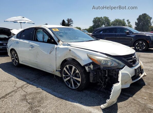 1N4AL3AP7HC112495 2017 NISSAN ALTIMA White Delantero derecho