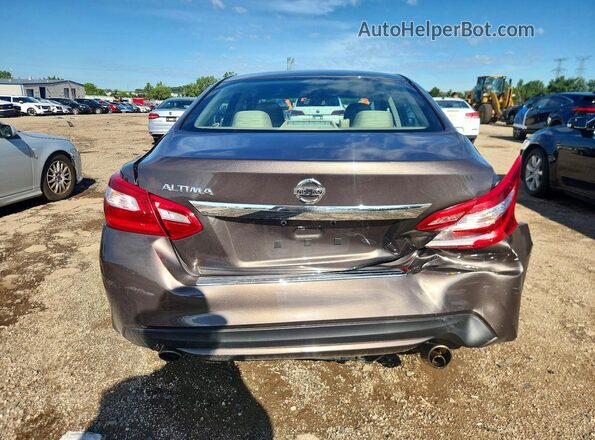 1N4AL3AP7HC134688 2017 NISSAN ALTIMA Коричневый Вид сзади