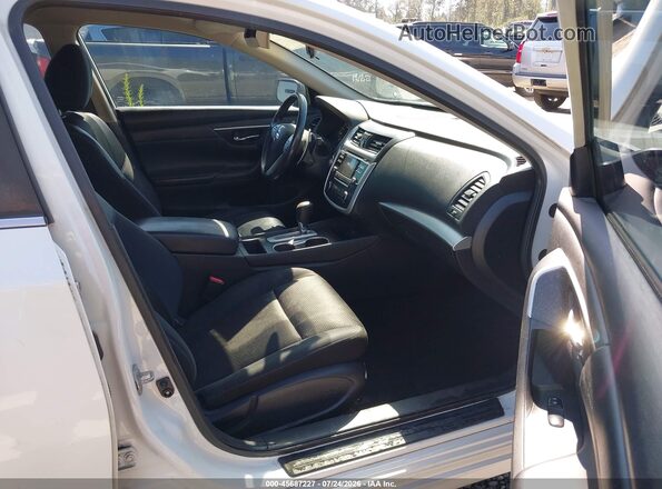 1N4AL3AP7HC181042 2017 NISSAN ALTIMA White 