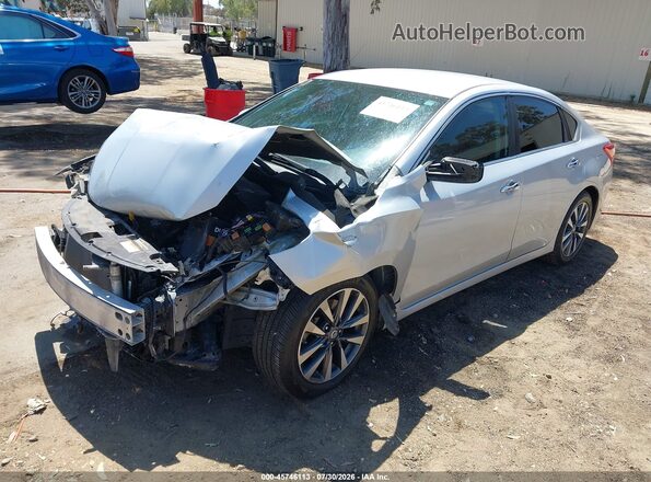 1N4AL3AP7HC217263 2017 NISSAN ALTIMA Silver Առջևի ձախ երեք քառորդ տեսարան