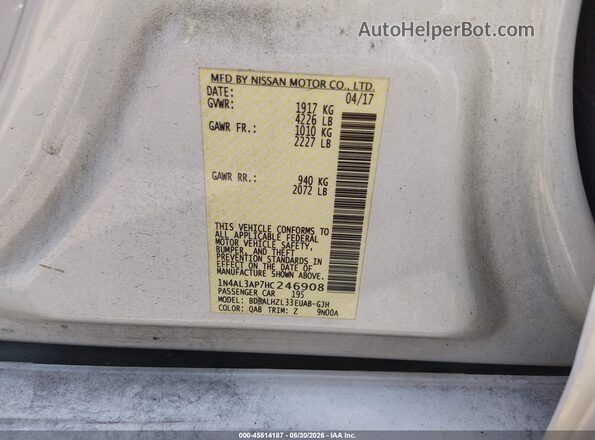 1N4AL3AP7HC246908 2017 NISSAN ALTIMA White Vista del compartimento del motor