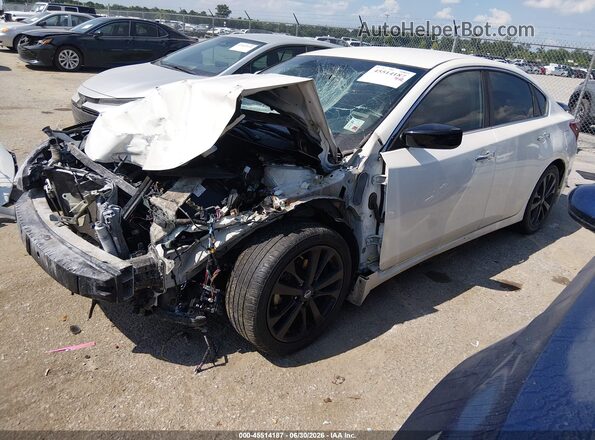 1N4AL3AP7HC246908 2017 NISSAN ALTIMA White Vista tres cuartos delantera izquierda