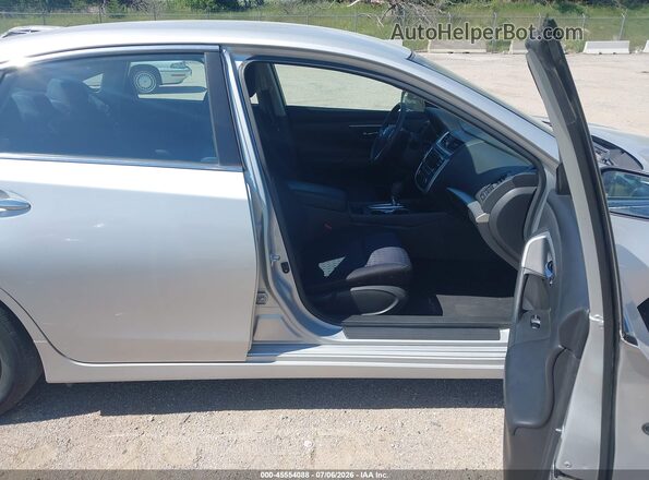 1N4AL3AP7HN353672 2017 NISSAN ALTIMA Silver წინა სალონის ხედი