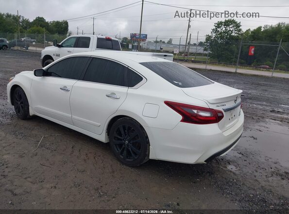 1N4AL3AP7JC140318 2018 NISSAN ALTIMA White Tył lewy