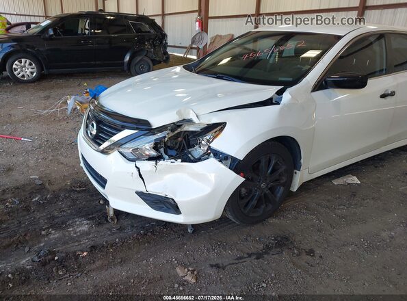 1N4AL3AP7JC159855 2018 NISSAN ALTIMA White Вид спереду