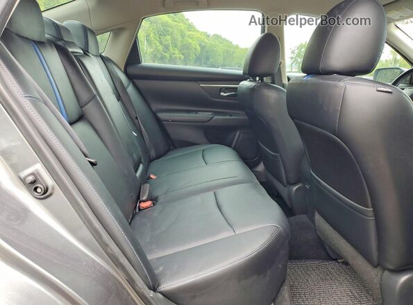 1N4AL3AP7JC161881 2018 NISSAN ALTIMA Gray Rear seats view