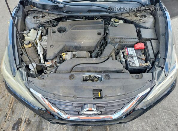 1N4AL3AP7JC178292 2018 NISSAN ALTIMA Black Rear interior view