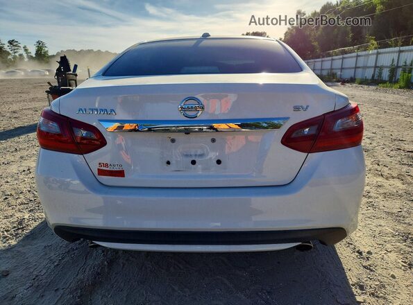 1N4AL3AP7JC216717 2018 NISSAN ALTIMA White Հետևի տեսք