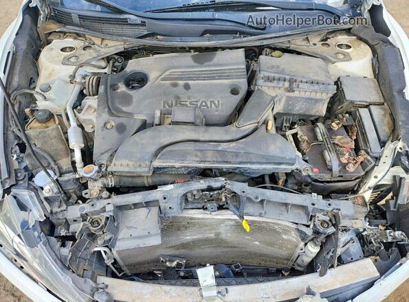 1N4AL3AP7JC243707 2018 NISSAN ALTIMA White Vista interior trasera