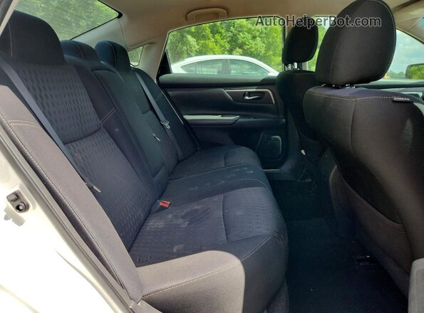 1N4AL3AP7JC243707 2018 NISSAN ALTIMA White Vista de los asientos traseros