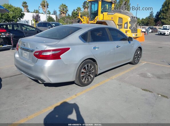 1N4AL3AP7JC247496 2018 NISSAN ALTIMA Silver Trasero derecho
