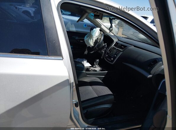 1N4AL3AP7JC262404 2018 NISSAN ALTIMA Белый Вид салона спереди
