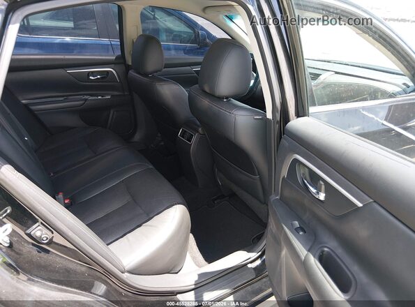 1N4AL3AP7JC282071 2018 NISSAN ALTIMA Black VIN կոդի պիտակի տեսք
