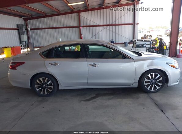 1N4AL3AP7JC283317 2018 NISSAN ALTIMA Silver Vista interior trasera