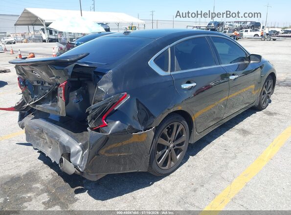 1N4AL3AP7JC297010 2018 NISSAN ALTIMA Черный Задняя правая четверть